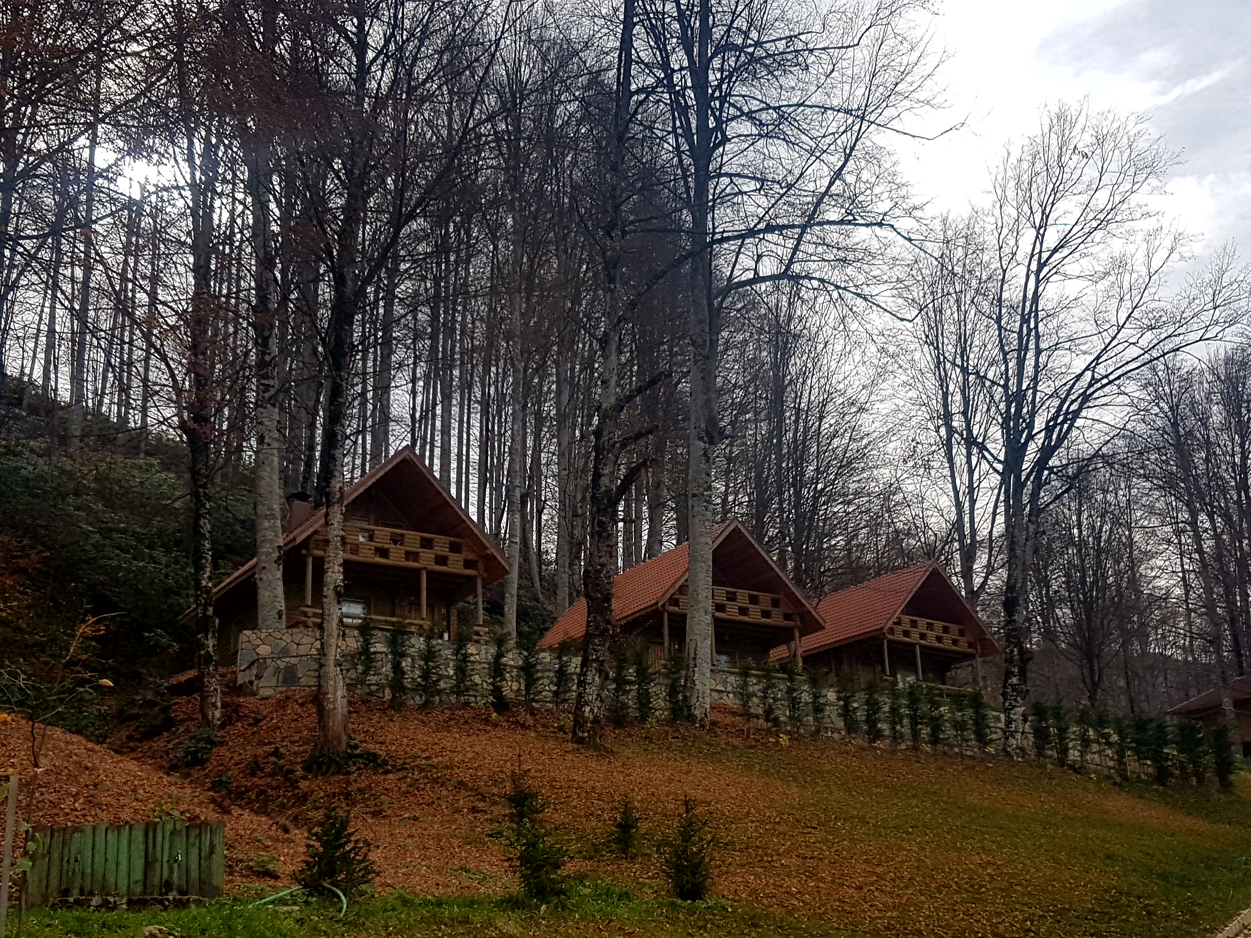 Güzeldere Şelalesi Mlli Parkı bungalovlar