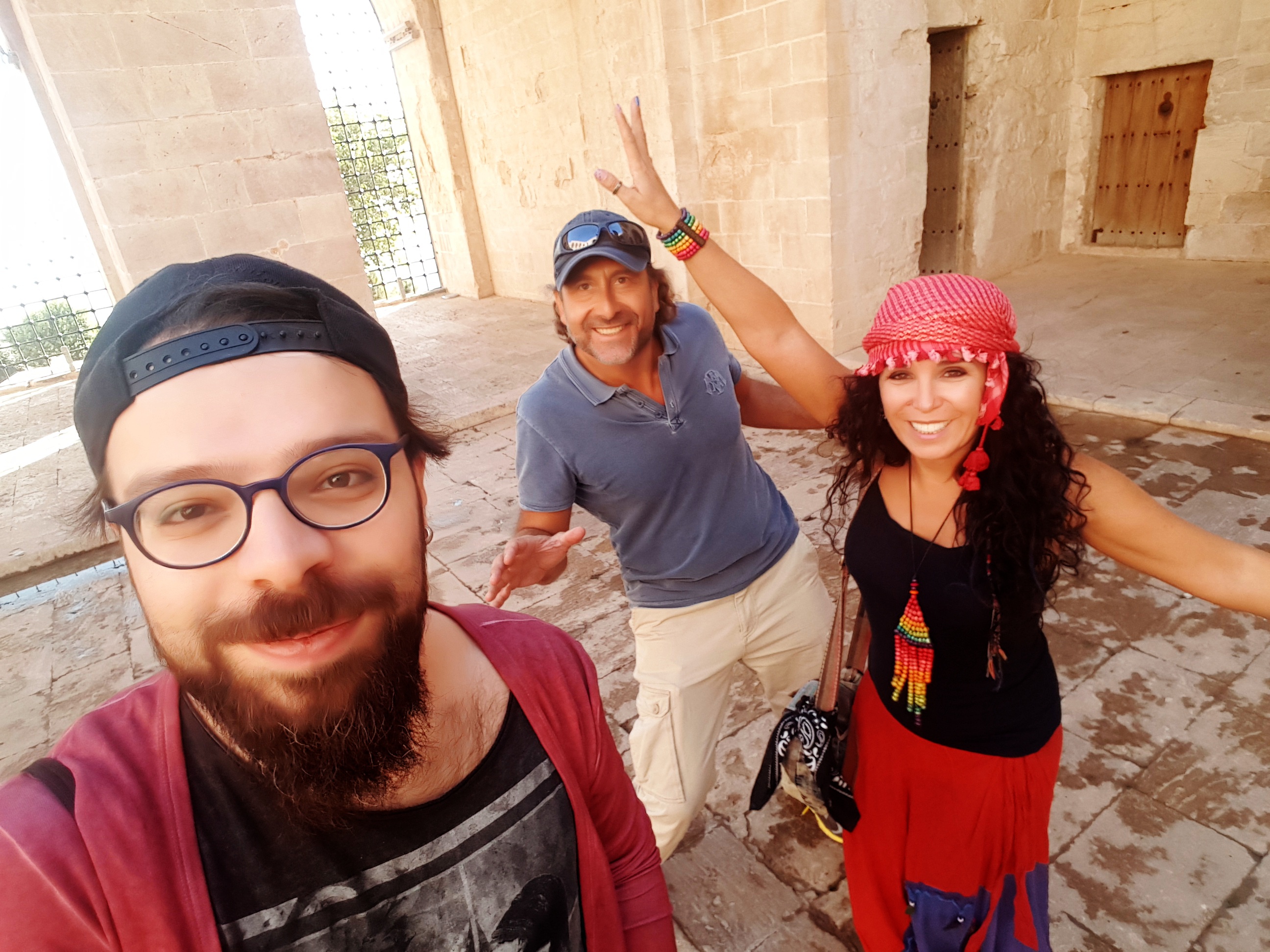 Önder bize Mardin'i gezdiriyor
