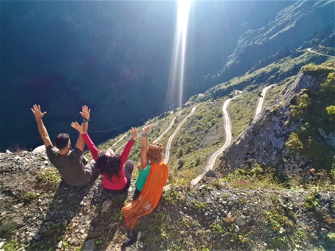 Dünyanın En Tehlikeli Yolu, suç ortaklarım
